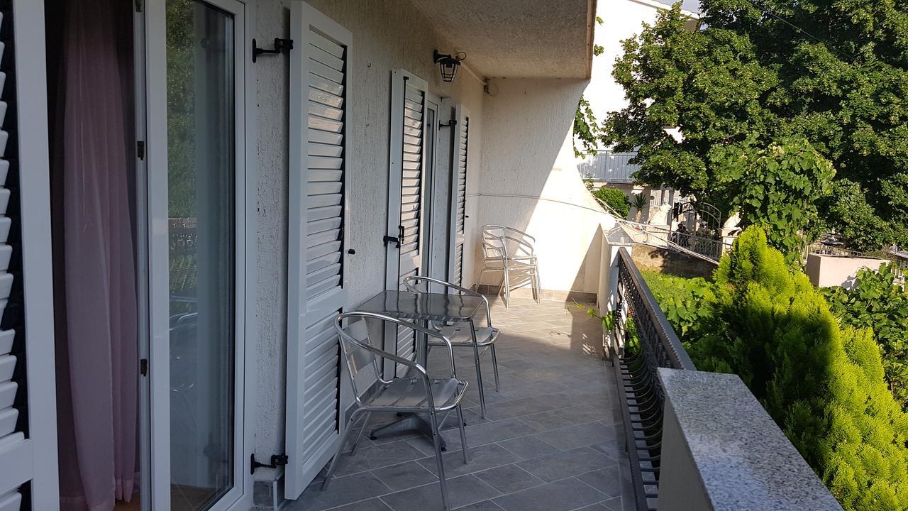 Apartment Doris سينج المظهر الخارجي الصورة